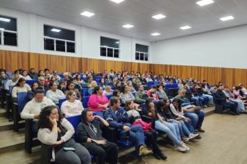 Foto - INAUGURAÇÃO DAS POLTRONAS DA CASA DA MÚSICA E APRESENTAÇÃO SEMESTRAL PROJETO GURI